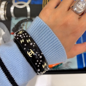 chanel bracelet