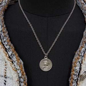 chanel necklace