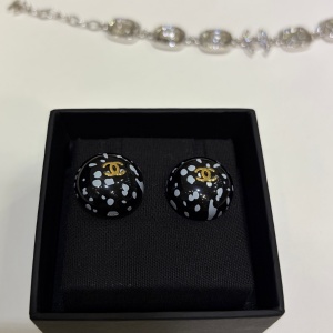 chanel earrings