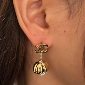 chanel earrings