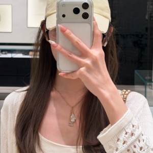 chanel necklace