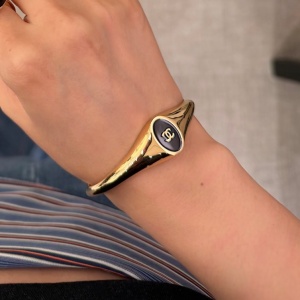 chanel bracelet