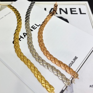 chanel necklace