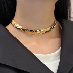 chanel necklace