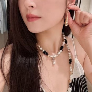 chanel necklace