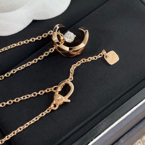 chanel necklace