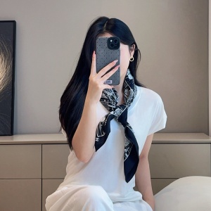 9A+ quality chanel scarf 90x90cm