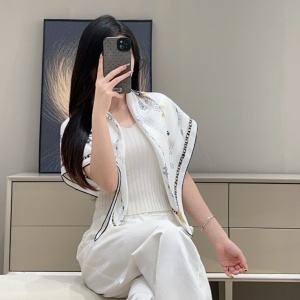 9A+ quality chanel scarf 90cm x 90cm