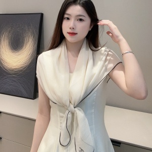 9A+ quality chanel scarf 90x90cm