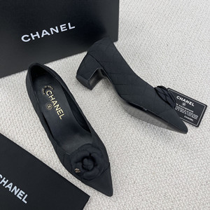 chanel pump shoes