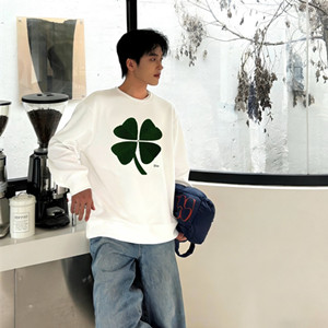 dior sweatshirt with dior clover embroidery