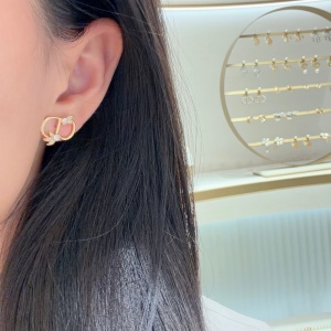 dior earrings