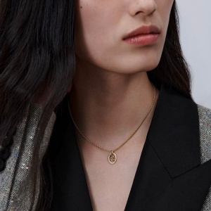 dior necklace