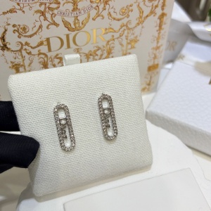 dior earrings