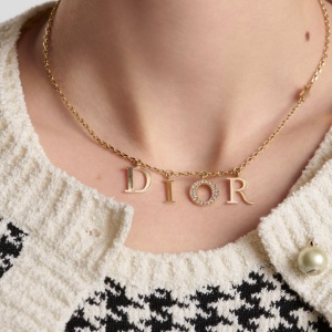 dior necklace
