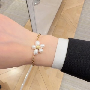 dior bracelet