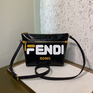 fendi shoulder bag large #679l