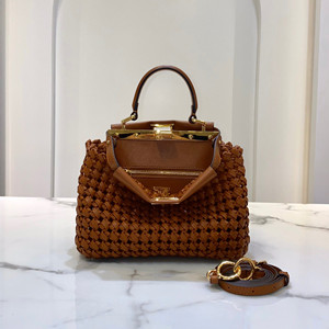 fendi peekaboo iconic mini bag #2126