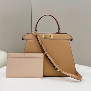 fendi peekaboo i see u medium leather handbag #70193