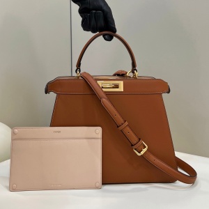 fendi peekaboo i see u medium leather handbag #70193