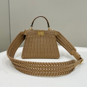 fendi peekaboo iseeu small woven handbag #80138s
