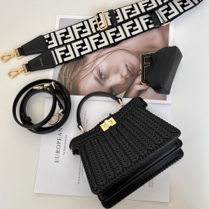 fendi peekaboo iseeu small woven handbag #80138s