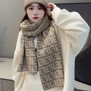 9A+ quality fendi scarf 22x25cm