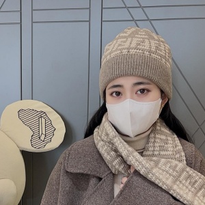 9A+ quality fendi hat