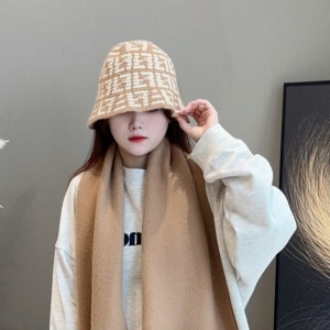 9A+ quality fendi hat