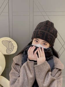 9A+ quality fendi hat