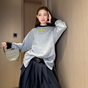 gucci long-sleeved t-shirt