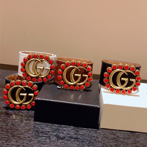 gucci bracelet in leather