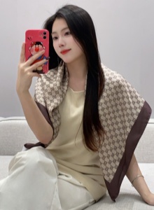 9A+ quality gucci scarf 90x90cm
