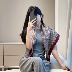9A+ quality gucci scarf 90x90cm