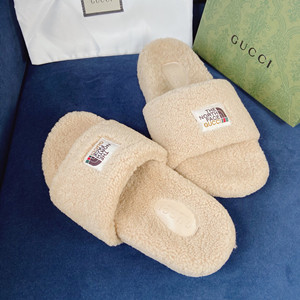 9A+ quality gucci x the north face slide shoes