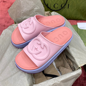 9A+ quality gucci women's slide sandal with interlocking g