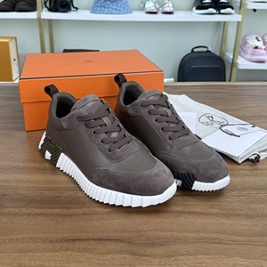 clear stock hermes men's bouncing sneaker shoes size:42