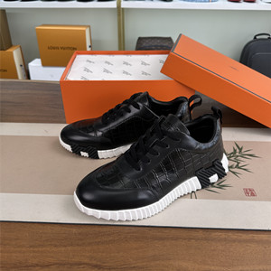 clear stock hermes men's bouncing sneaker shoes size:42