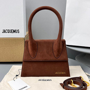 jacquemus 24cm le grand chiquito large signature handbag
