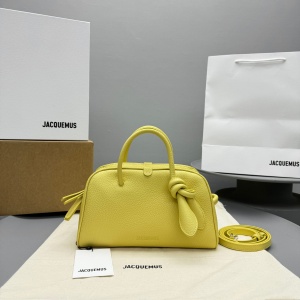 jacquemus small soft bowling bag