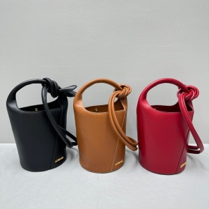 jacquemus bunny ear bucket bag