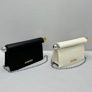 jacquemus lamb leather bag