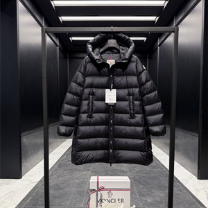 moncler suyenne hooded mid-length down jacket