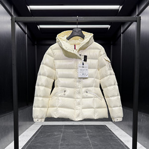 moncler barante hooded short down jacket