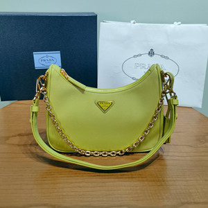 prada re-edition mini saffiano leather bag #1bc204