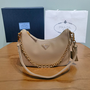 prada re-edition mini saffiano leather bag #1bc204
