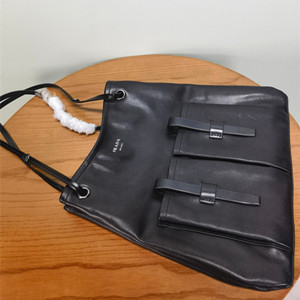 prada route large leather bag #1bc293