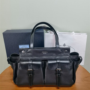 prada route medium leather tote bag #1bg645