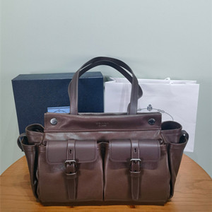 prada route medium leather tote bag #1bg645
