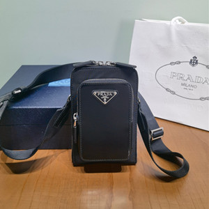 prada re-nylon and saffiano leather smartphone case #2zt060